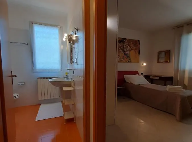 Casa Di Clara Gasthuis